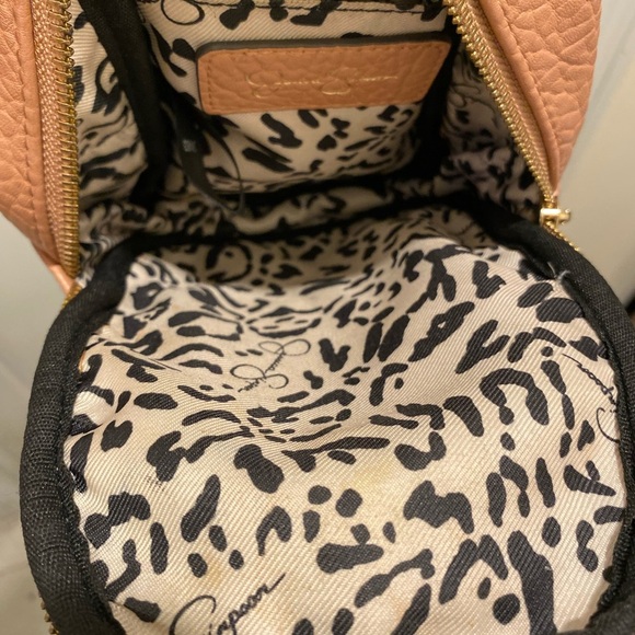 💁‍♀️🙋‍♀️Jessica Simpson Tan Crossbody Bag - Picture 3 of 8